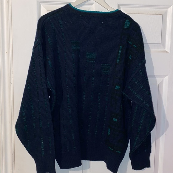 Club International Knitted Sweater - Picture 6 of 7